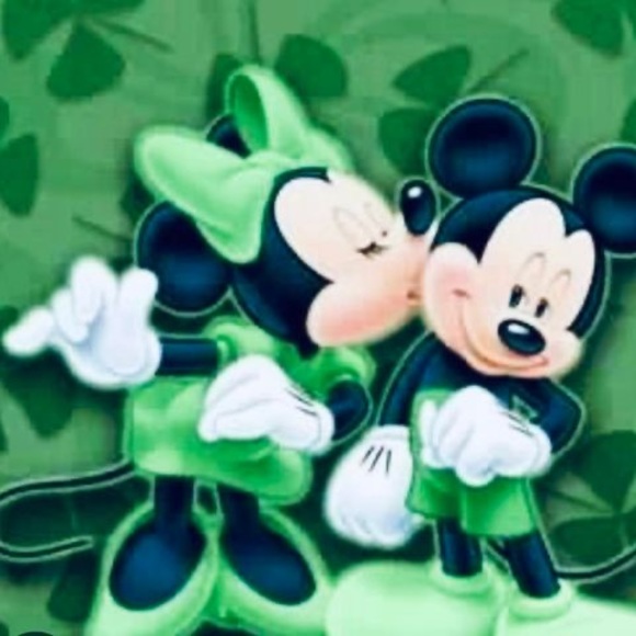 Meet your Posher, Vicki - Picture 1 of 1